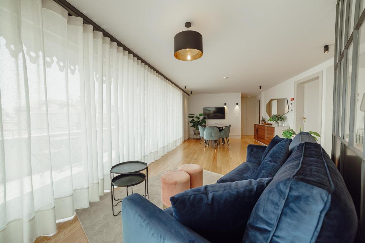 Downtown Penthouse With River View By Vacationy ポルト エクステリア 写真
