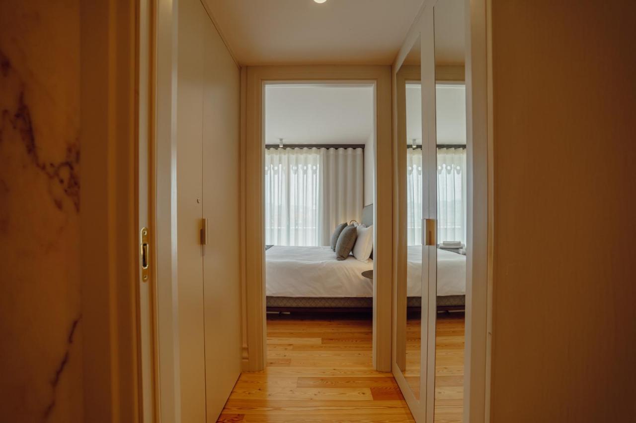 Downtown Penthouse With River View By Vacationy ポルト エクステリア 写真
